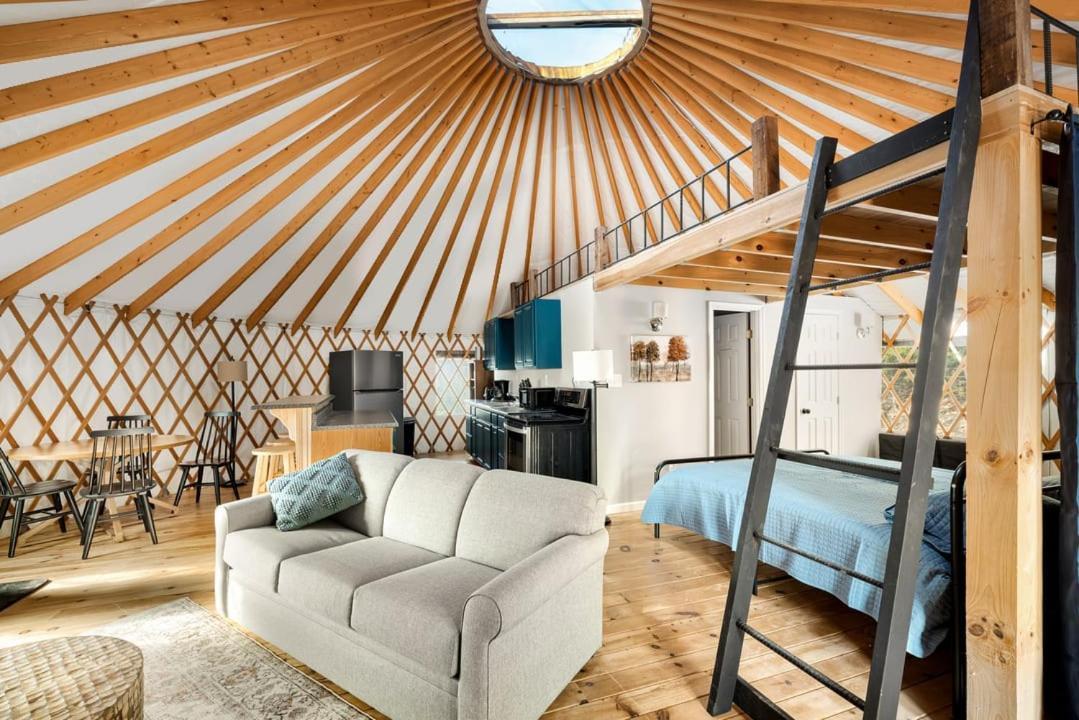 Modern Yurt W River Access, Hot Tub, Wifi & Grill Wardensville Eksteriør billede